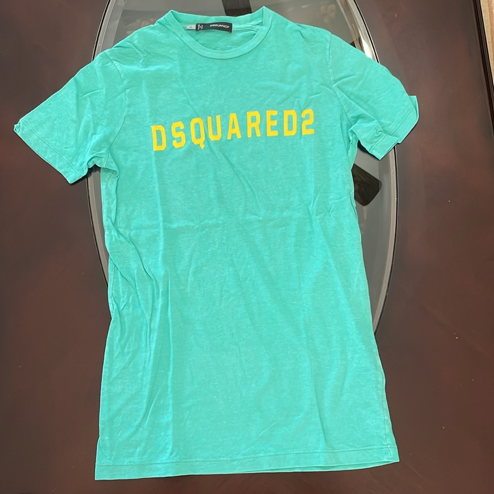 DSQUARED2